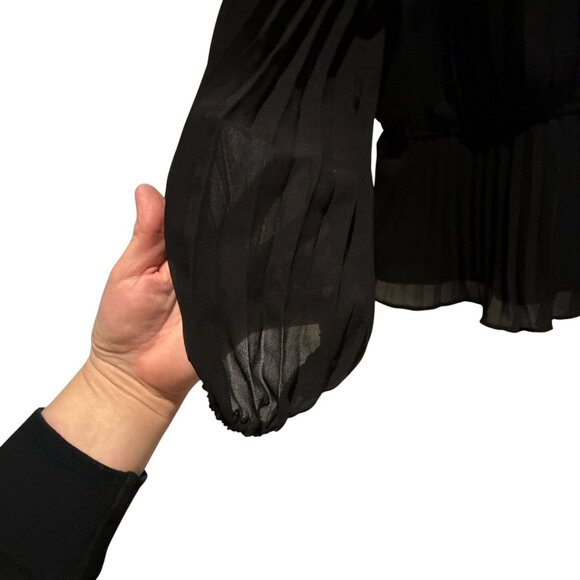 DKNY Black Sheer Chiffon Pleated Blouse V Neck Long Sleeve XL Whimsygoth Career - Picture 8 of 9